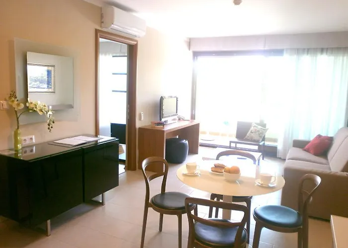 Sunset アパート ポドストラナ